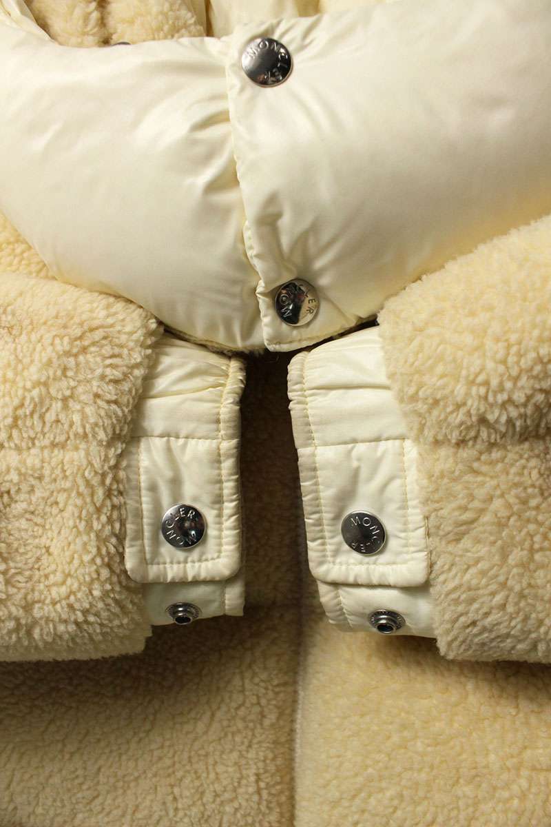 Moncler Hooded Down Jacket White Size 2