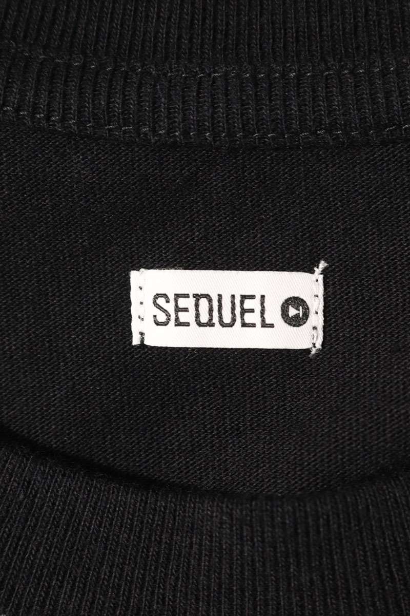 SEQUEL 25AW Black Text Print Cotton Long Sleeve Tee Size L