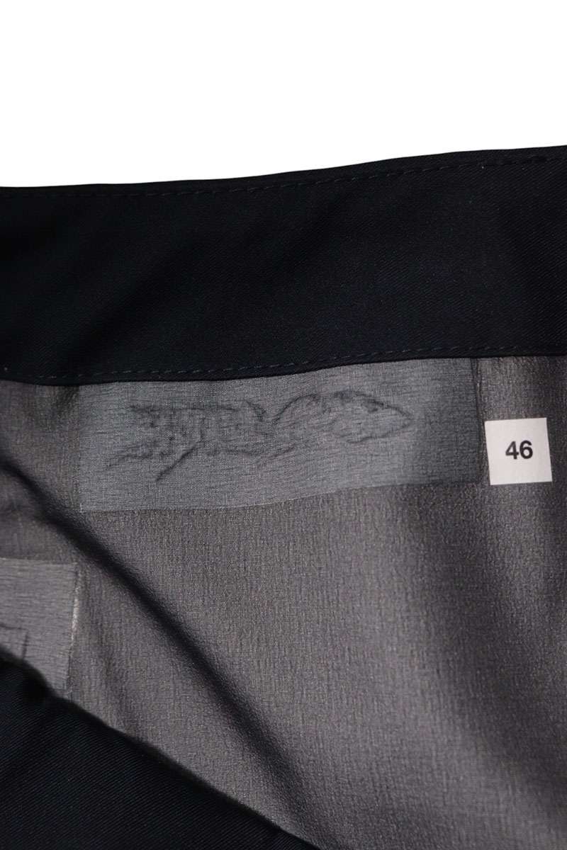 GR10K AW23GR1AAGVNY Dark Navy Membrane Trousers Size 33