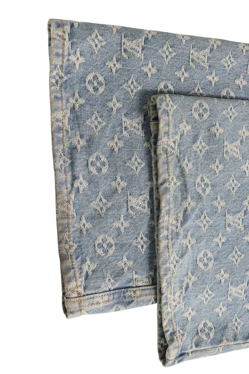 LOUISVUITTON 22SS Graffiti Monogram Baggy Denim Size 34