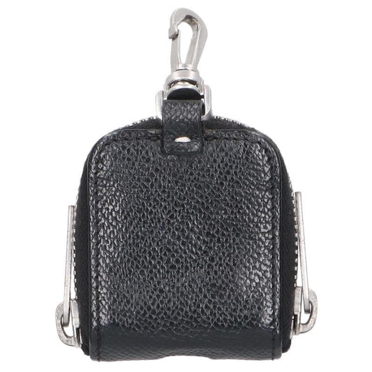 Maison Margiela S55VT0076 AirPods Case Black