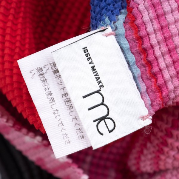 ISSEY MIYAKE me Pink Stretch Pleat Graphic Long Sleeve Shirt Size F