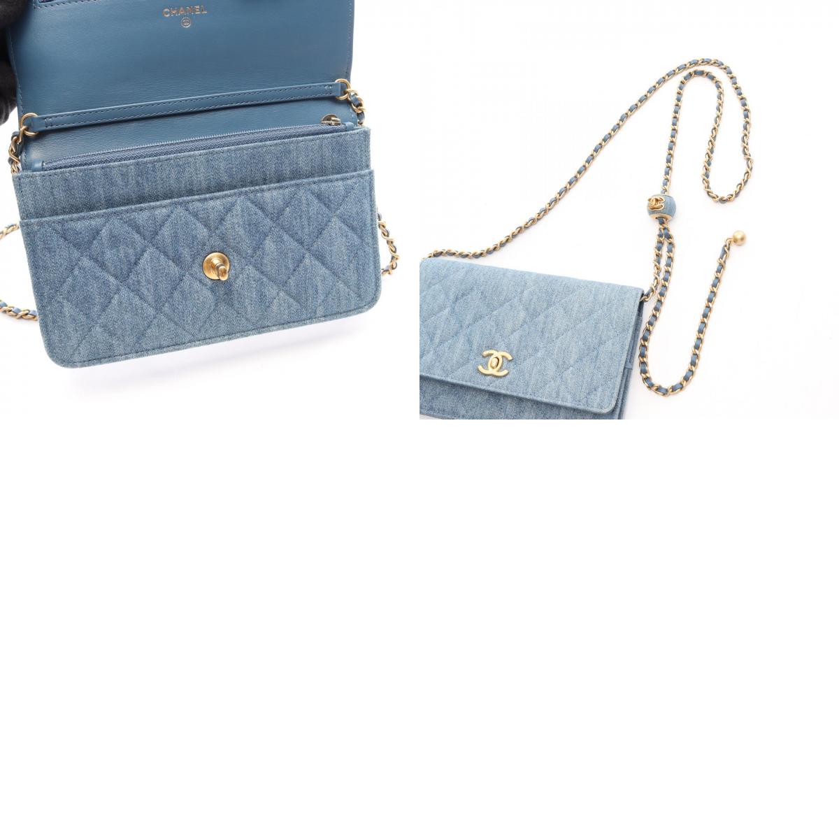 CHANEL Matelasse Denim Shoulder Bag Blue