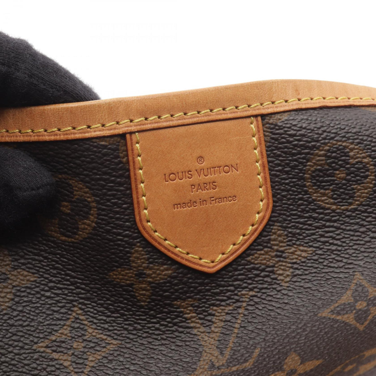 LOUIS VUITTON Delightful PM Shoulder Bag