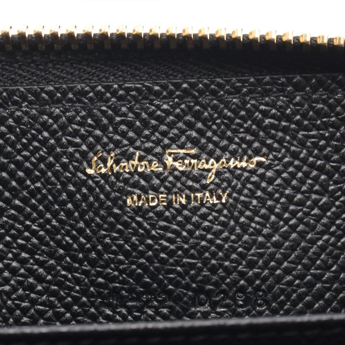 Salvatore Ferragamo Vara Wallet Black