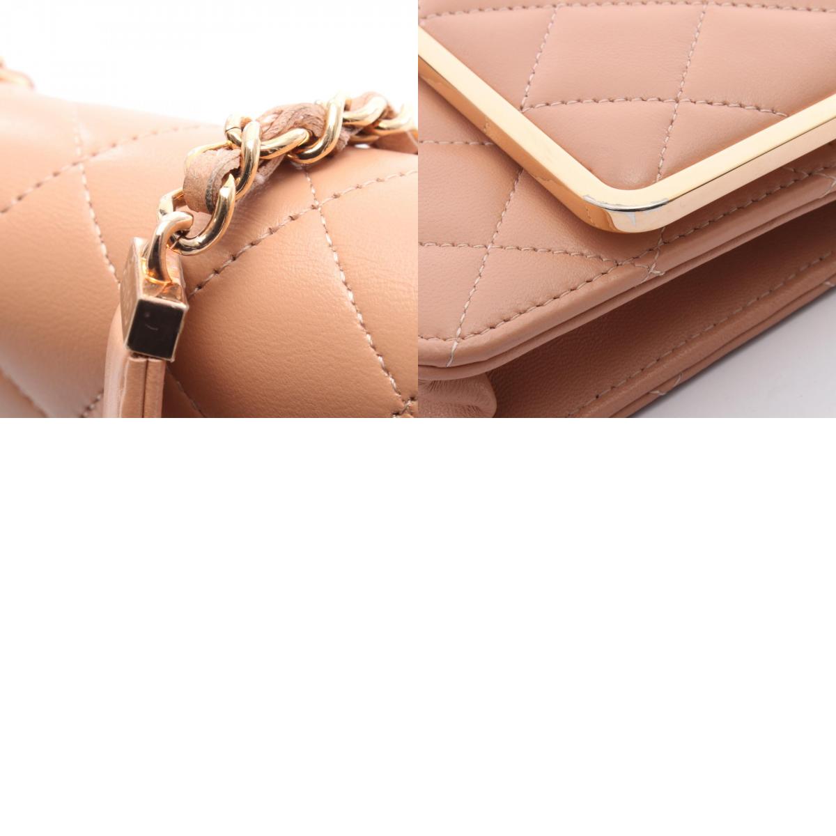 CHANEL Matelasse Lambskin Shoulder Bag