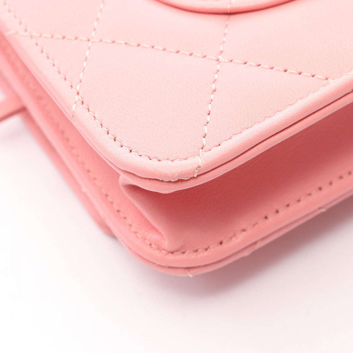 CHANEL Matelasse Shoulder Pink Lambskin Shoulder Bag