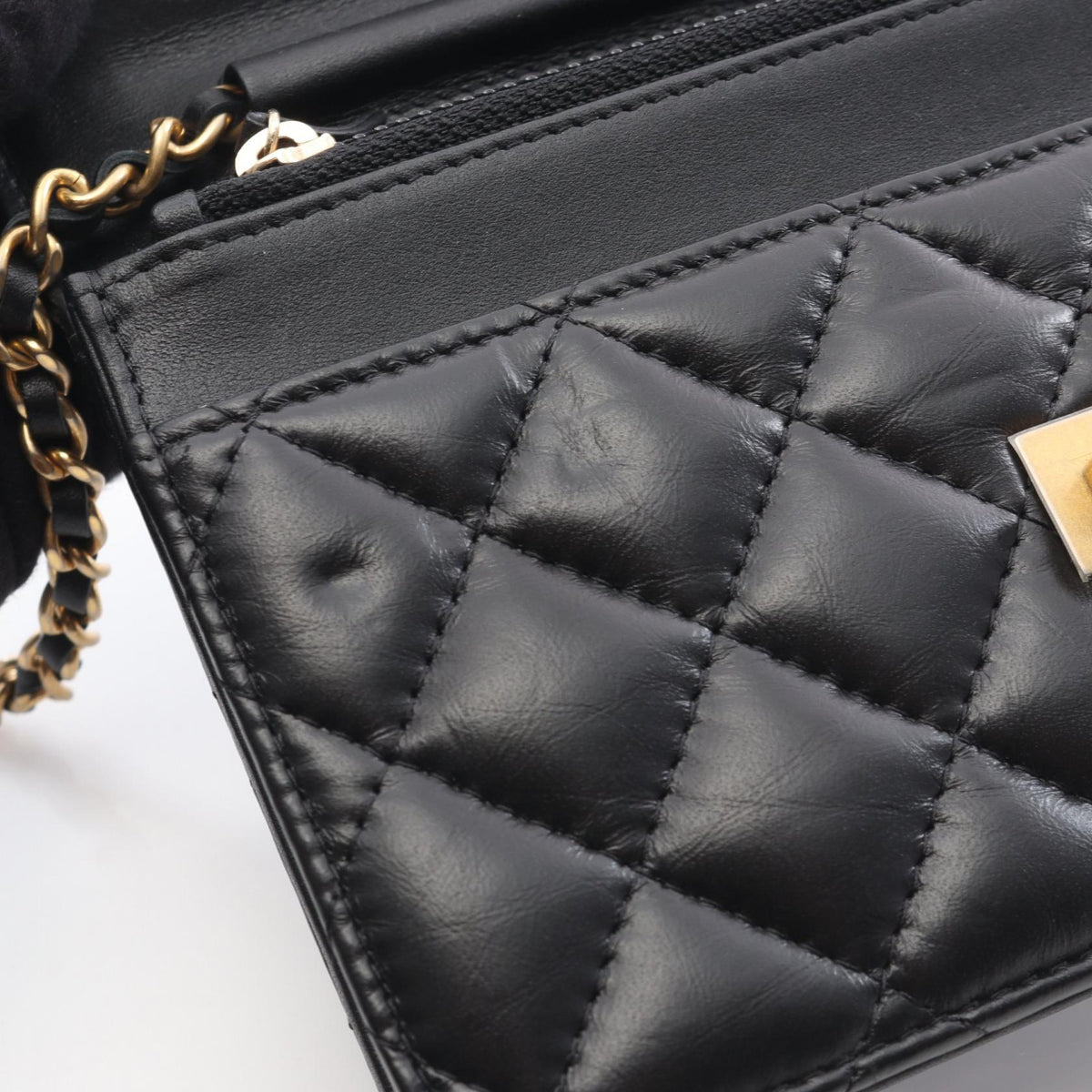 CHANEL Matelasse 2.55 Icon Charm Bag Black