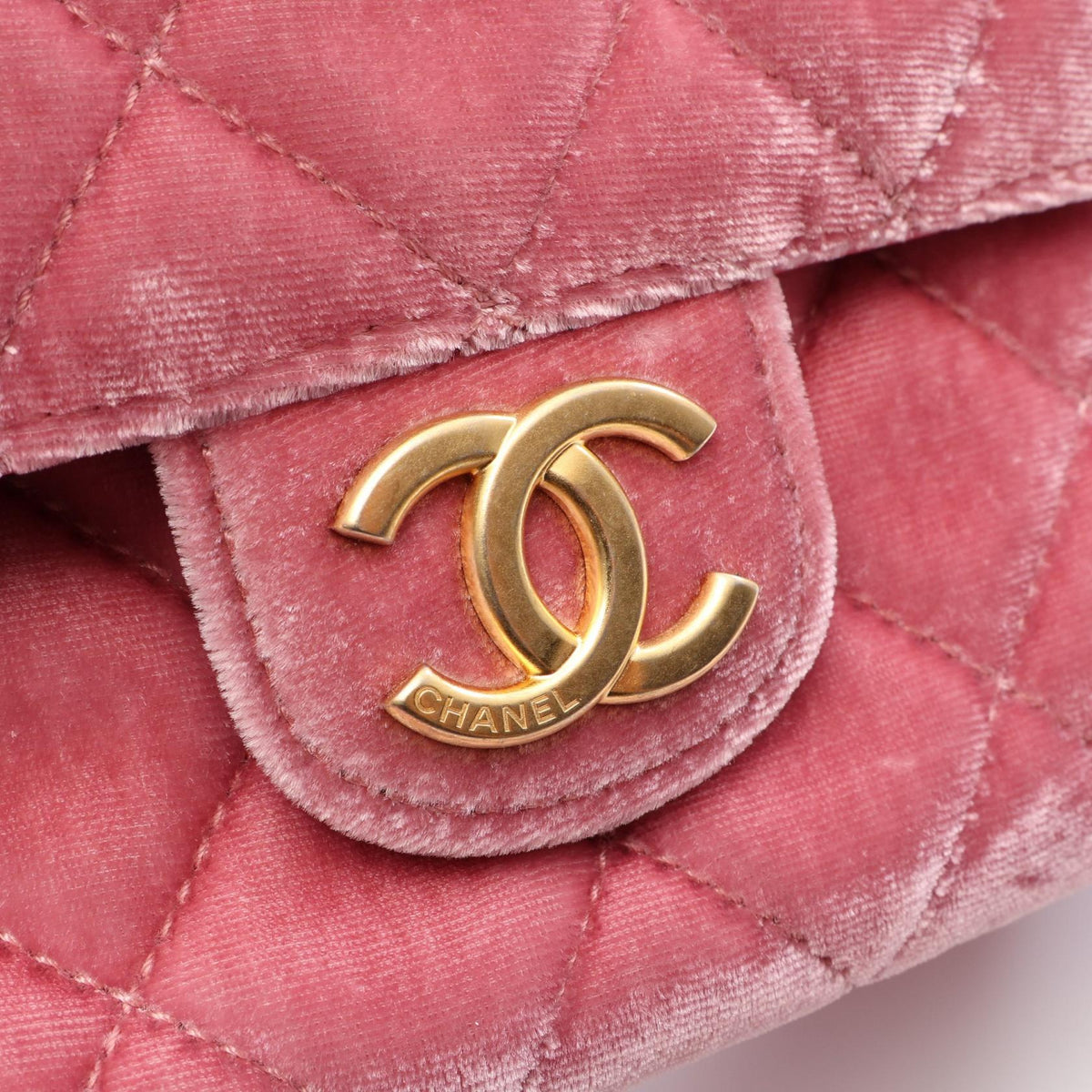 CHANEL Matelasse Small Hobo Bag Pink