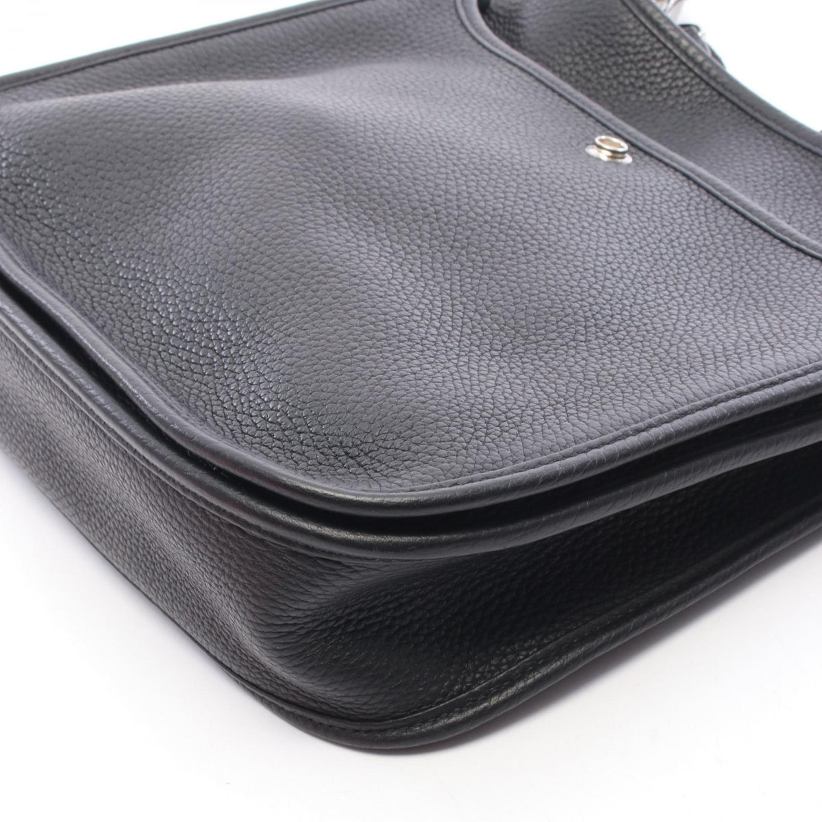 HERMES Evelyne 3 Troi Taurillon Clemence Shoulder Bag
