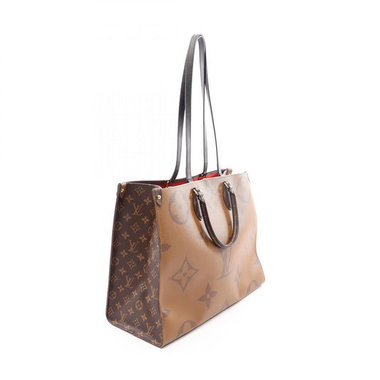 LOUIS VUITTON OnTheGo GM Shoulder Bag