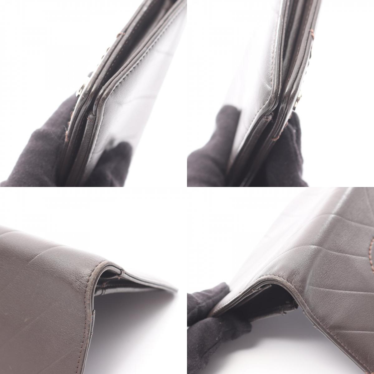 CHANEL Chevron V-Stitch Long Wallet