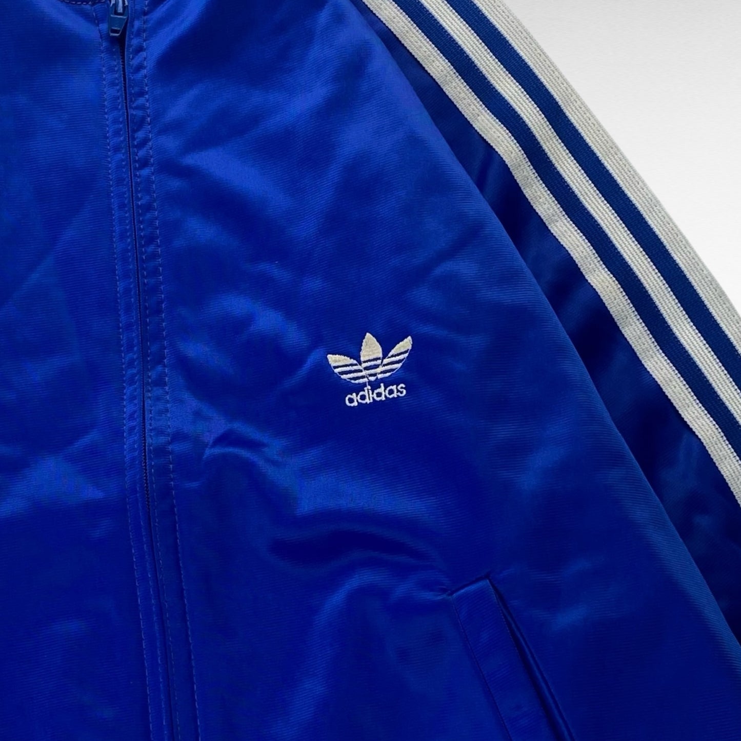 adidas originals Jacket Blue Size M