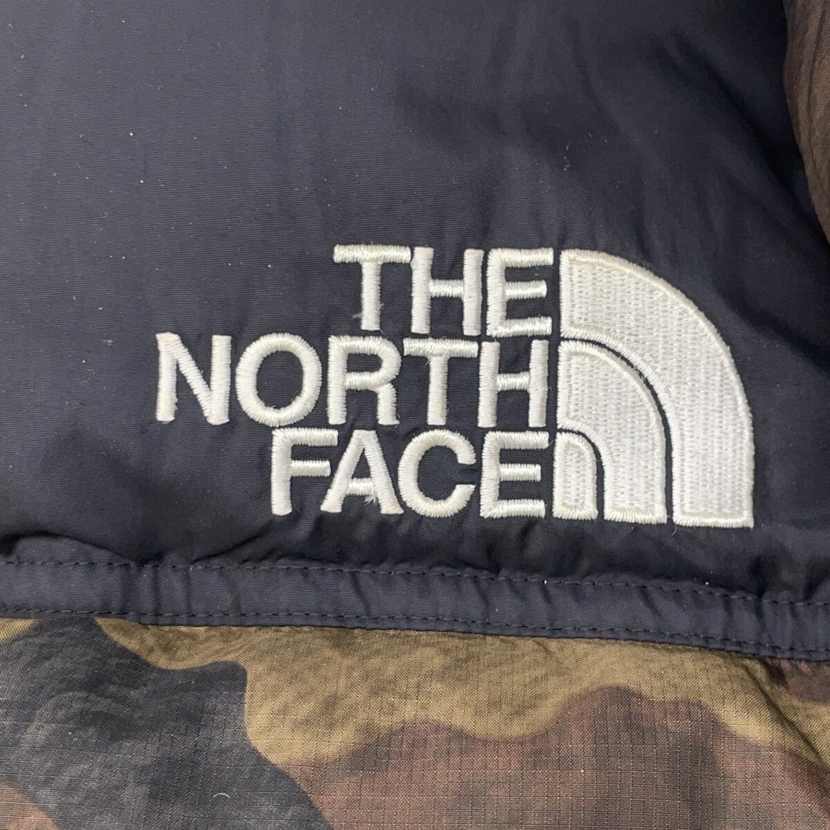 THE NORTH FACE ND91842 Khaki Camo Nuptse Down Jacket Size M