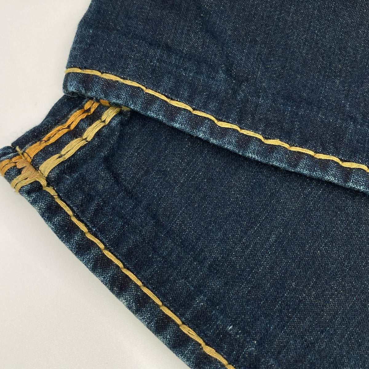 TRUE RELIGION RICKY SUPER QT USA Made Denim Jeans