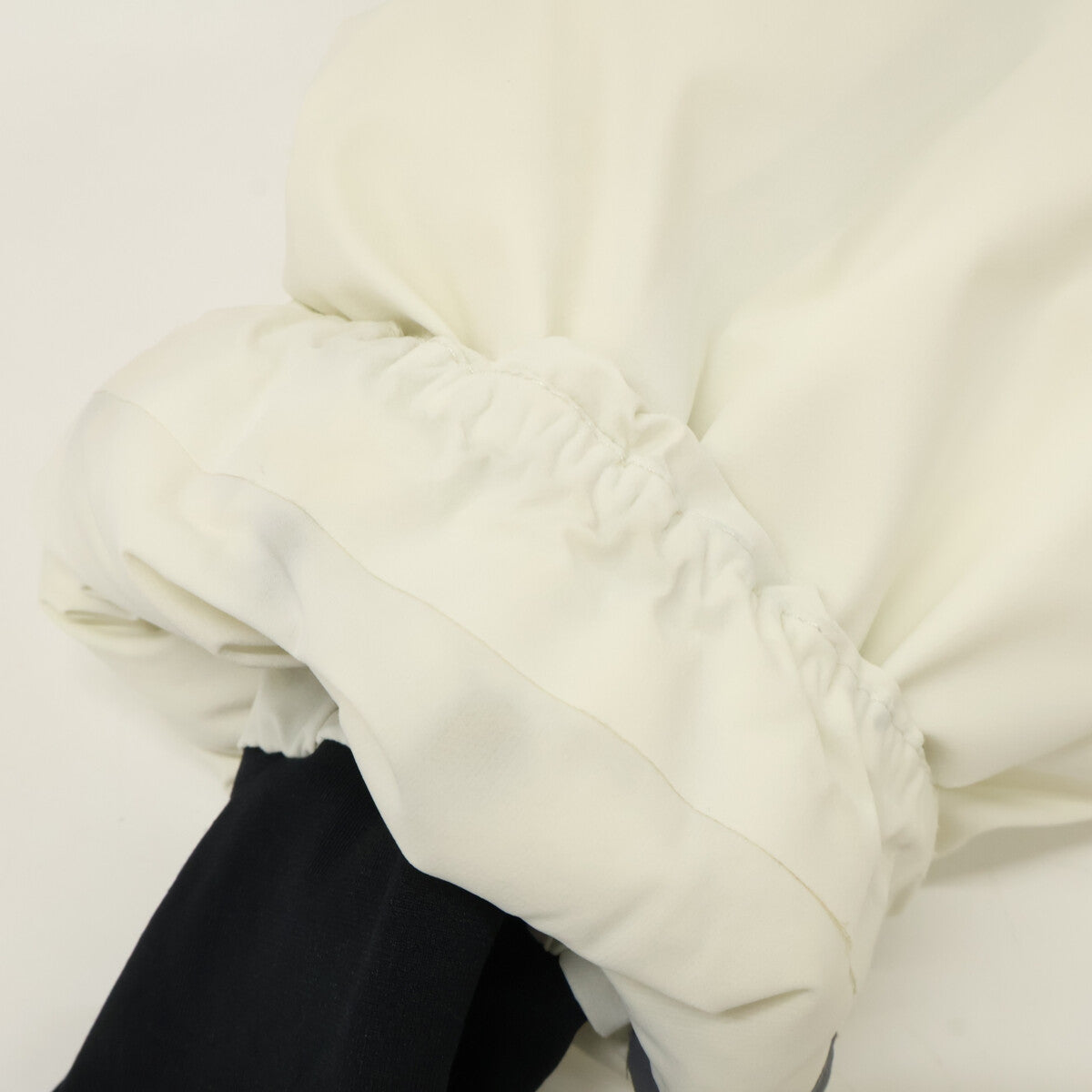 MONCLER Grenoble ARCESAZ Hooded Down Jacket White Size 1