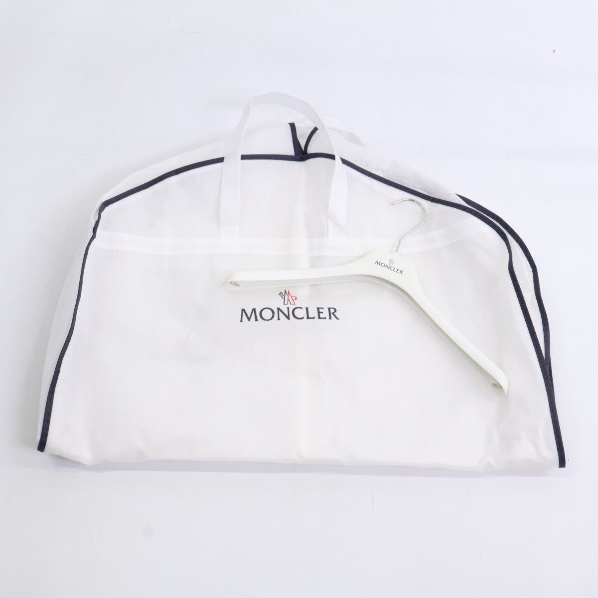MONCLER x Fragment SVEN Stadium Jacket Black/White Size 3