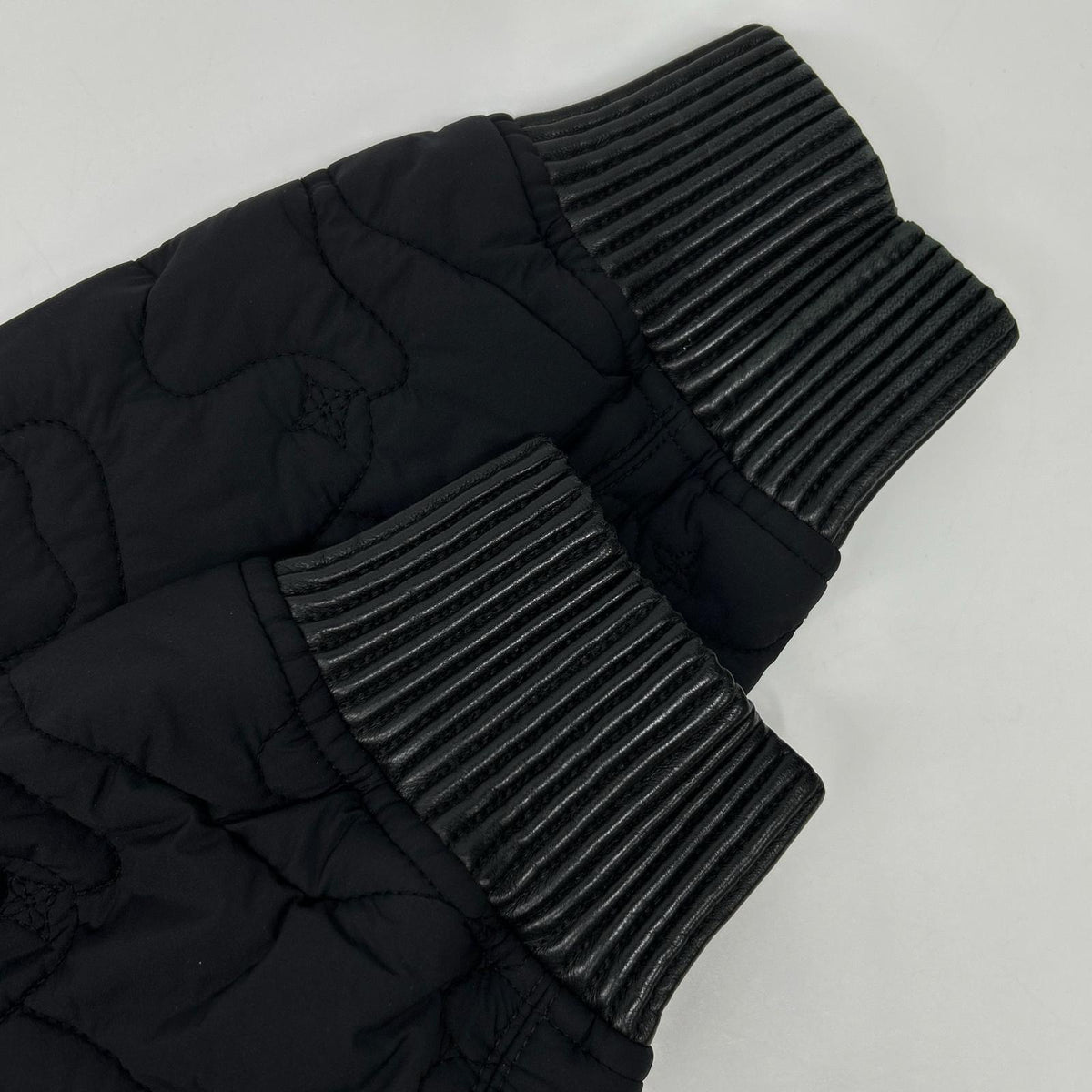 LOUIS VUITTON HAB08WPPX Nylon Quilted Jacket Black Size 52