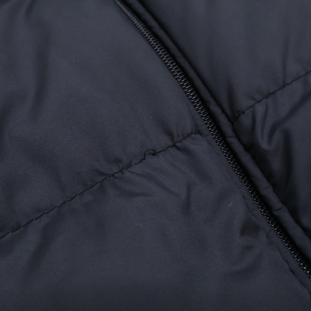 MONCLER Lechthal Down Vest Black Size 2