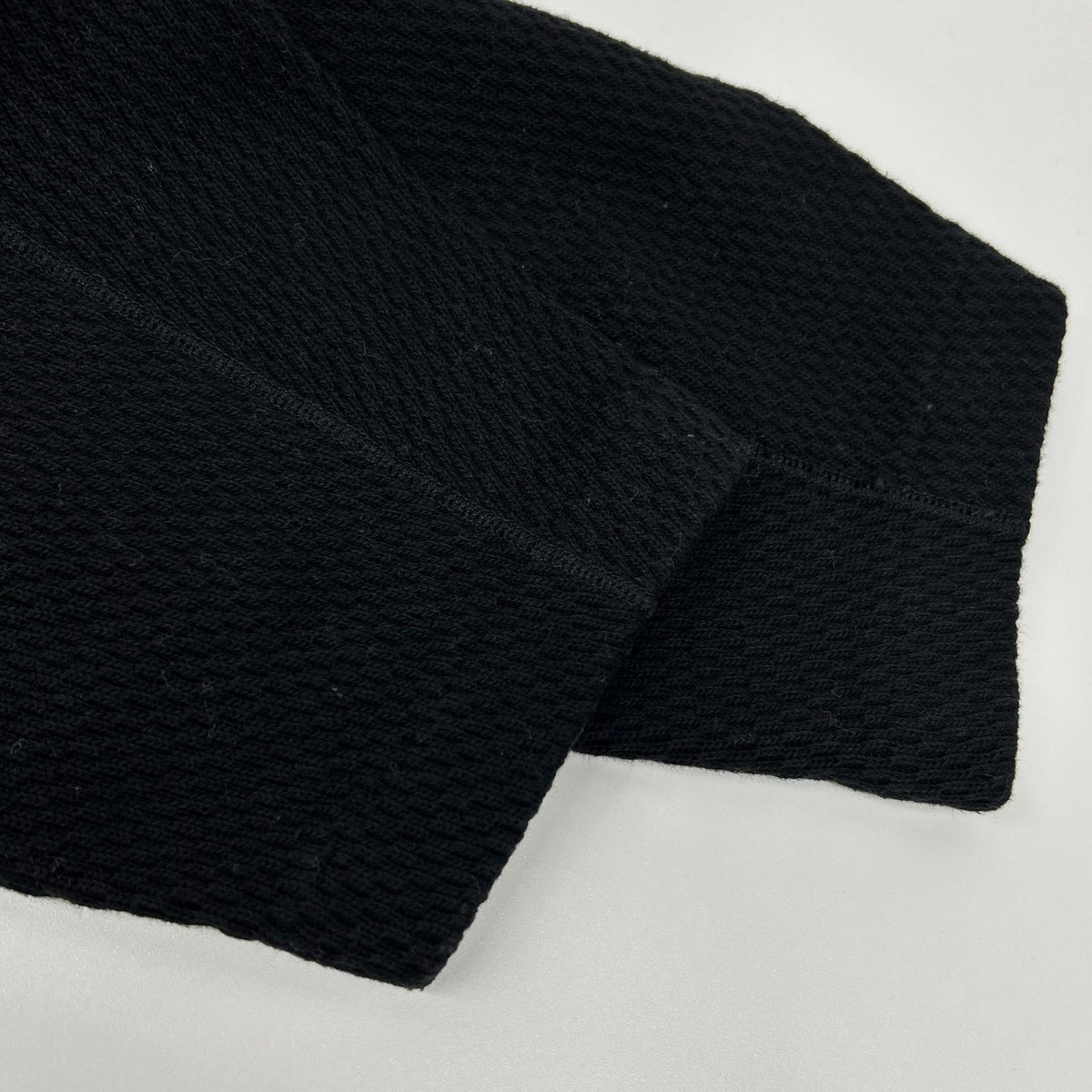 H BEAUTY & YOUTH Oni Rice Thermal Crewneck Black