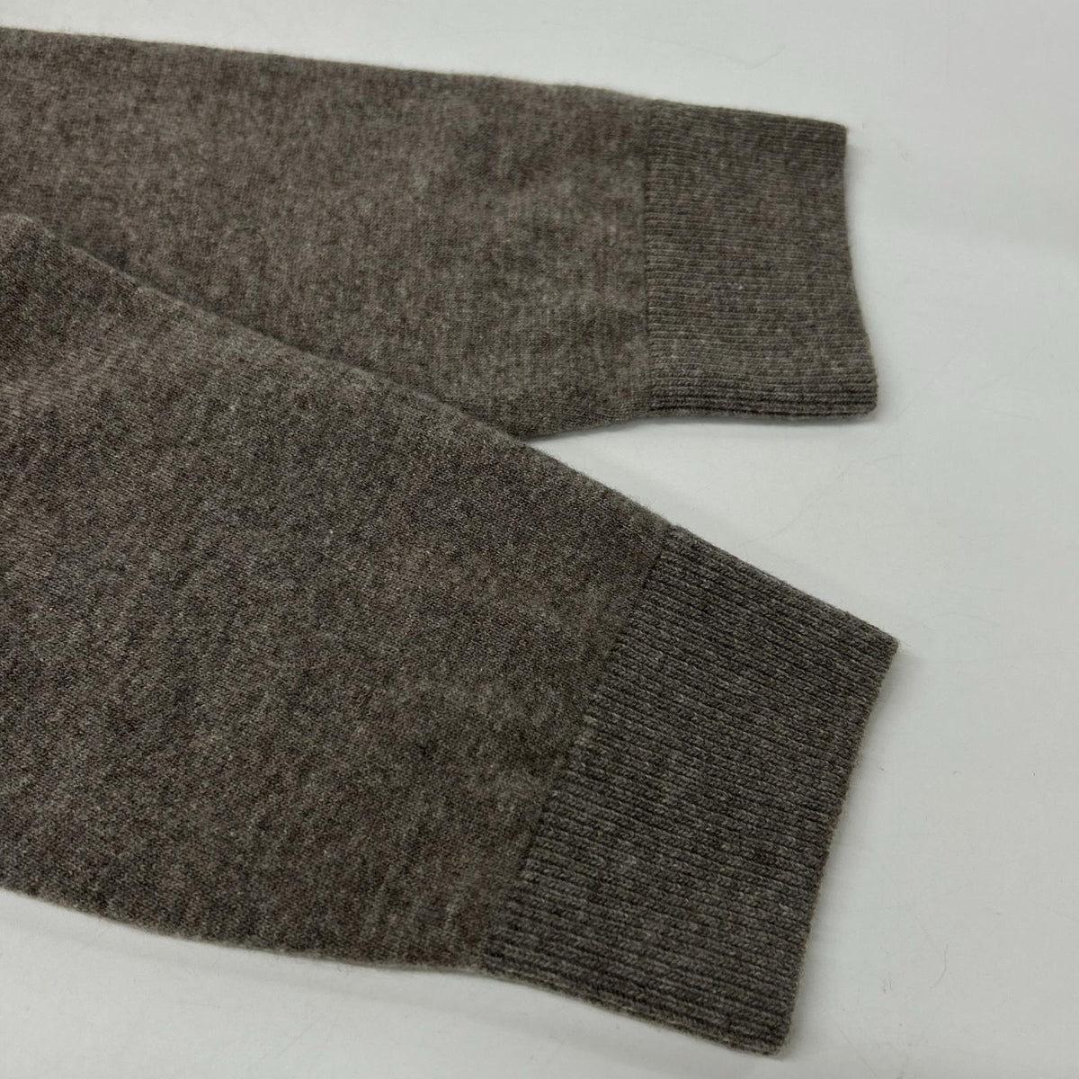 DIOR Gray Wool Cashmere CD Logo Embroidery Sweater Size L