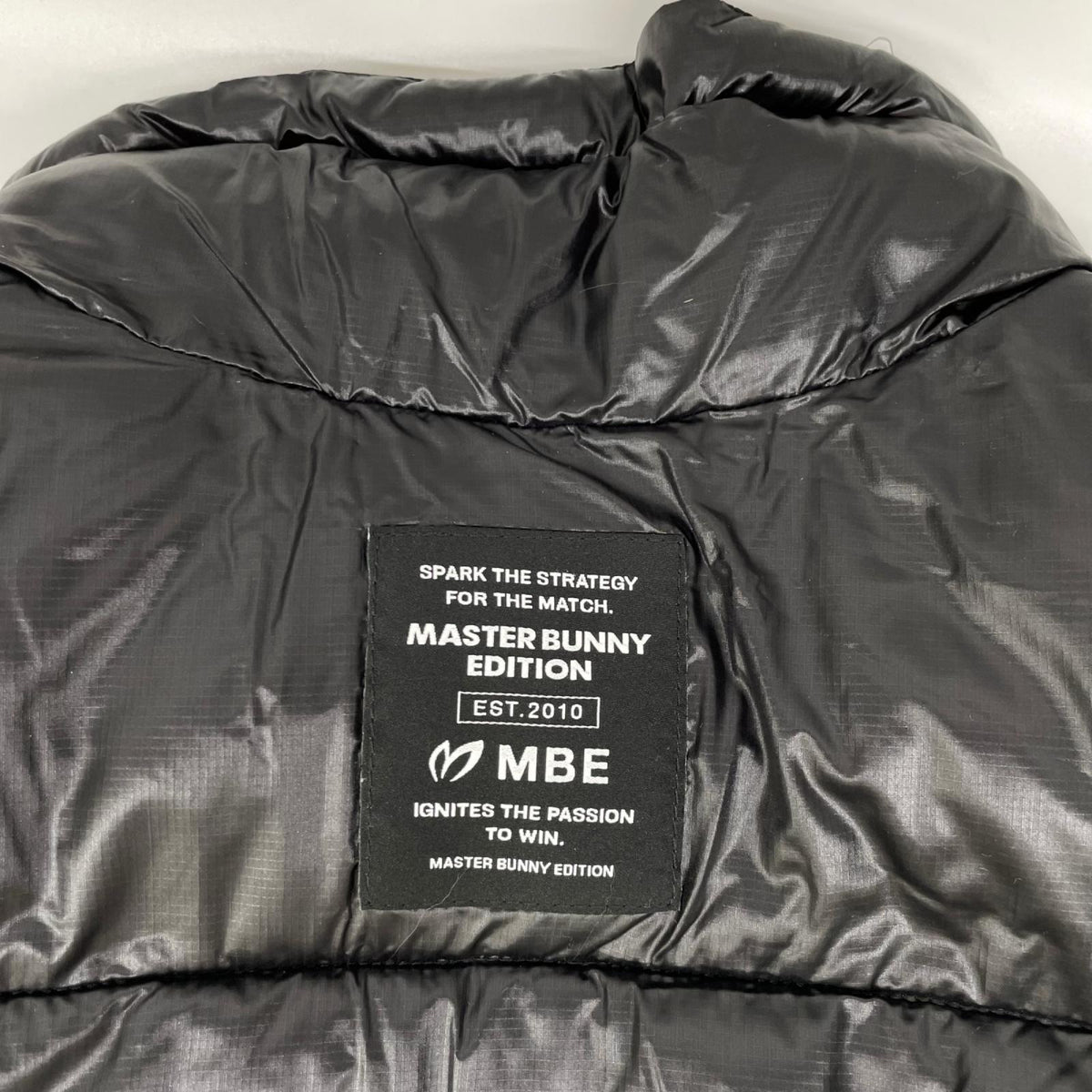 MASTER BUNNY EDITION Logo Design Padded Vest Black Size 4