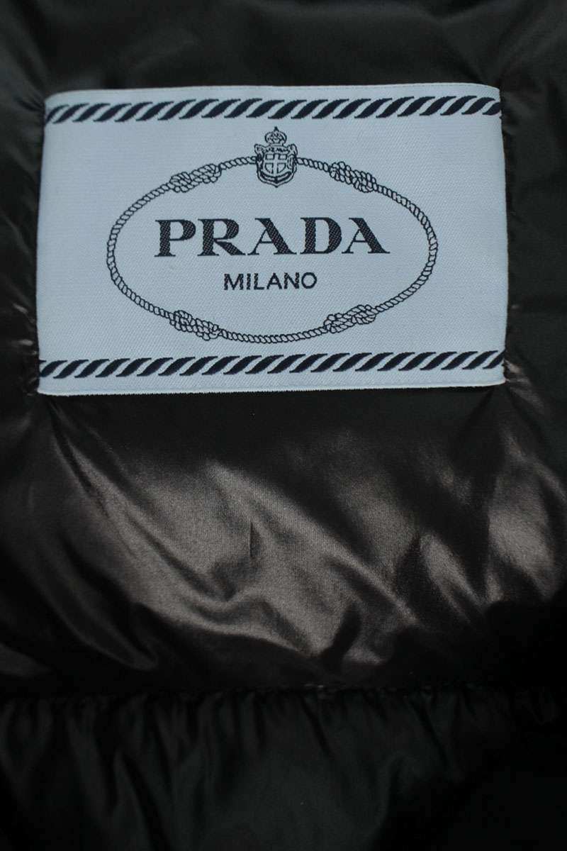 PRADA Triangle Plate Cropped 2WAY Down Jacket Size 38