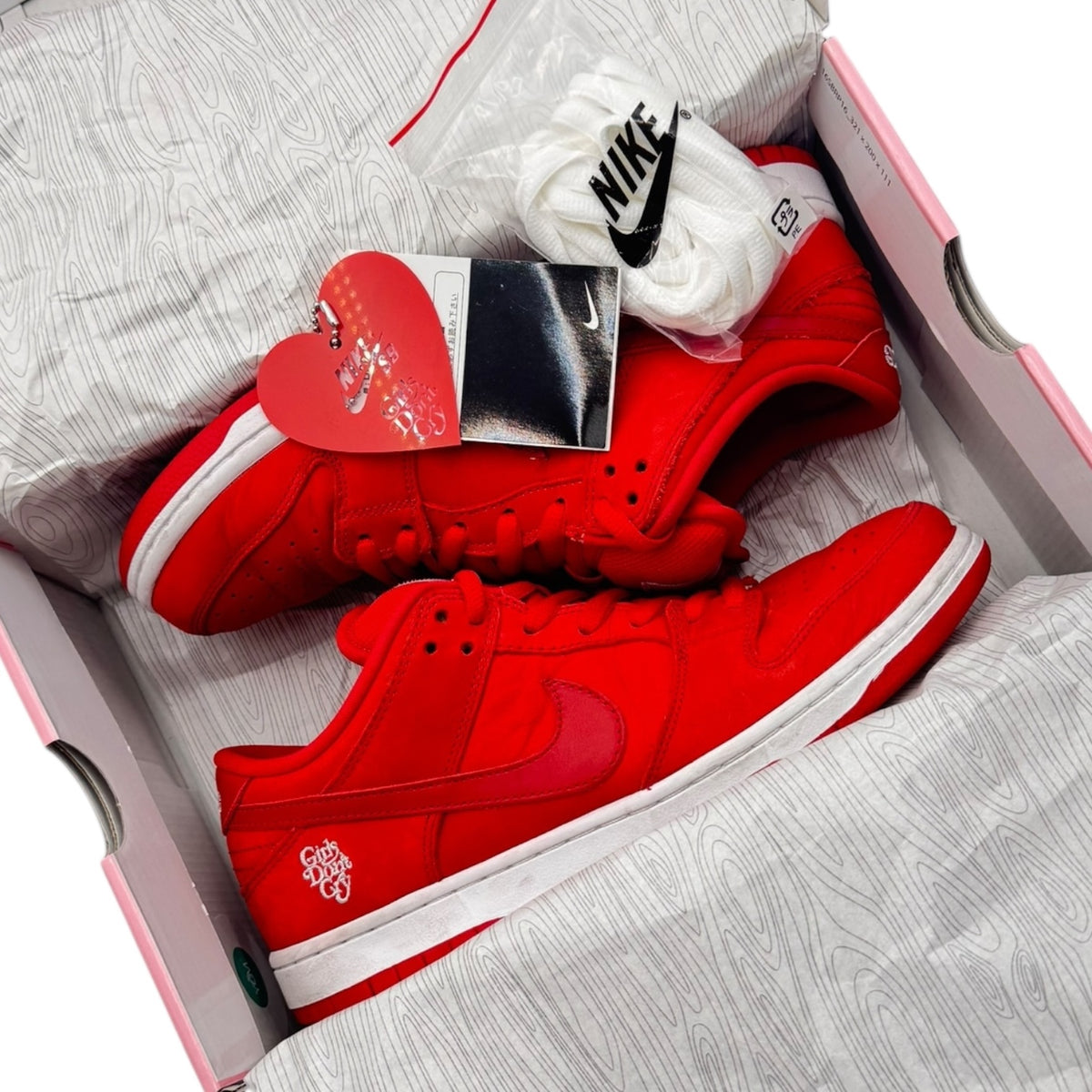 Girls Don't Cry x Nike SB Dunk Low Pro QS Verdy Red Size 8.5