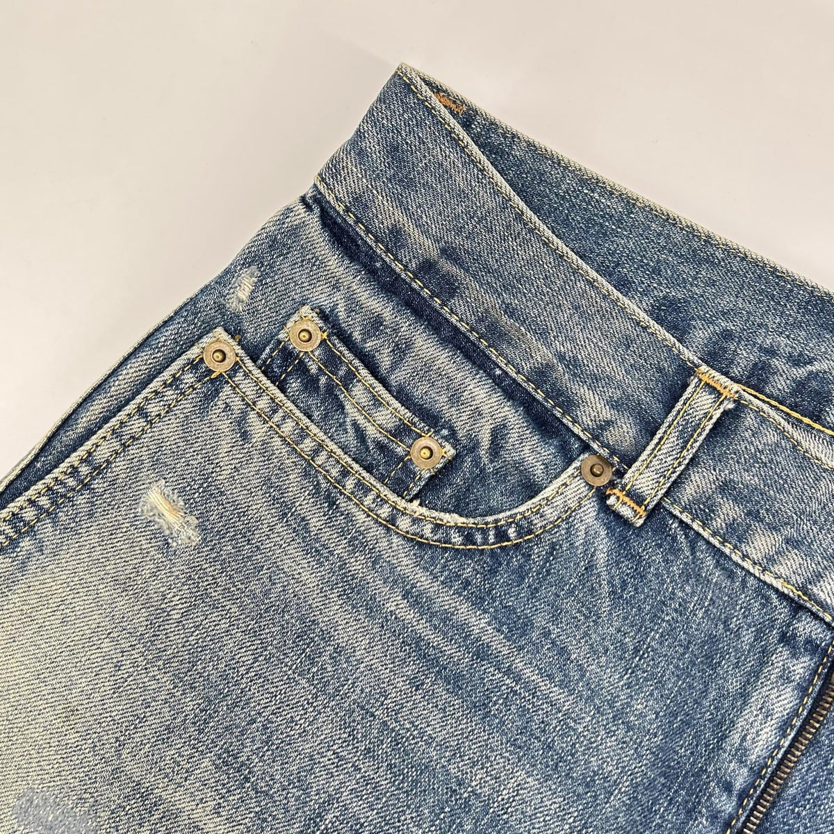 SAINT LAURENT PARIS 2017 USED Wash Denim Indigo Size 27