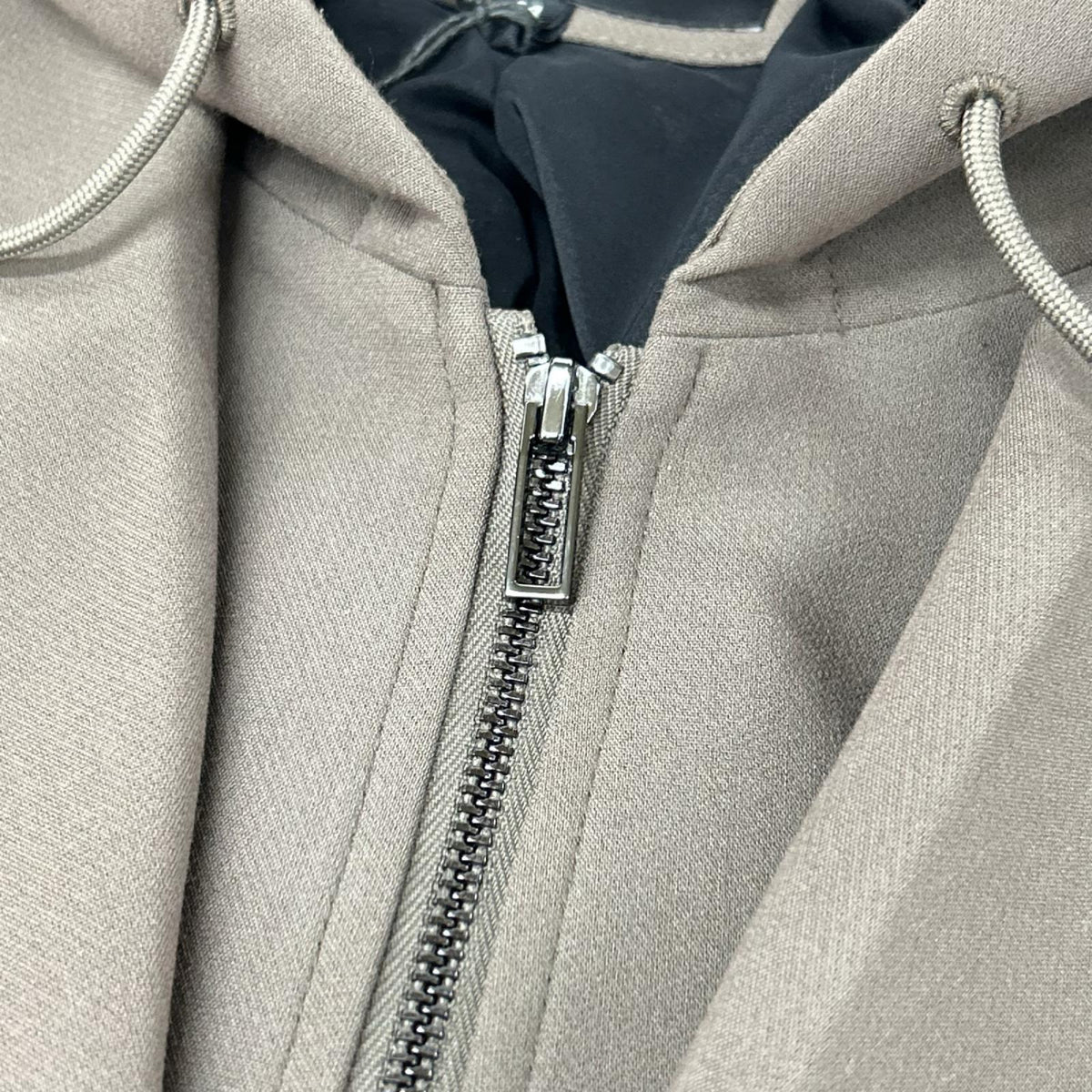 EMPORIOARMANI Hooded Layered Tailored Blazer Size 54