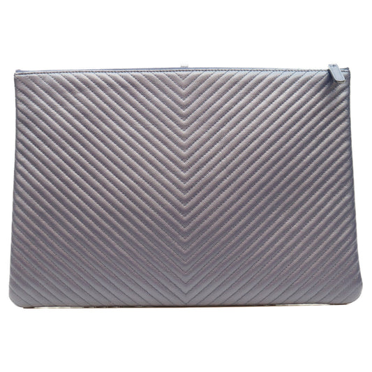 CHANEL Caviar Leather V-Stitch Chevron Clutch Navy
