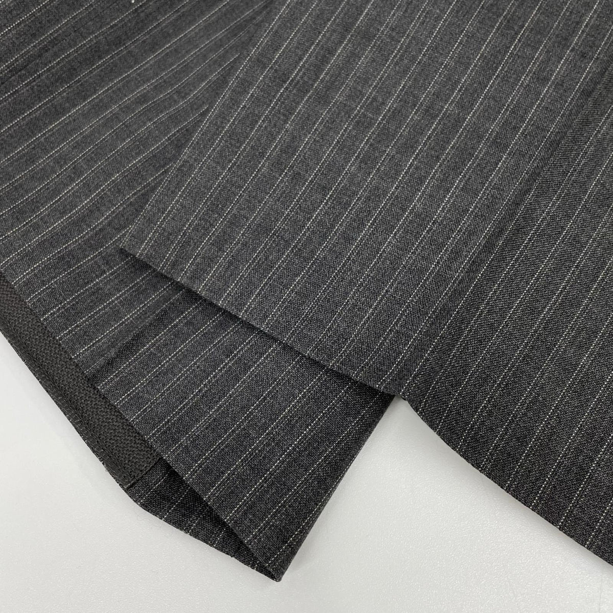 GUCCI Gray Wool Striped Single 3B Suit Size 46