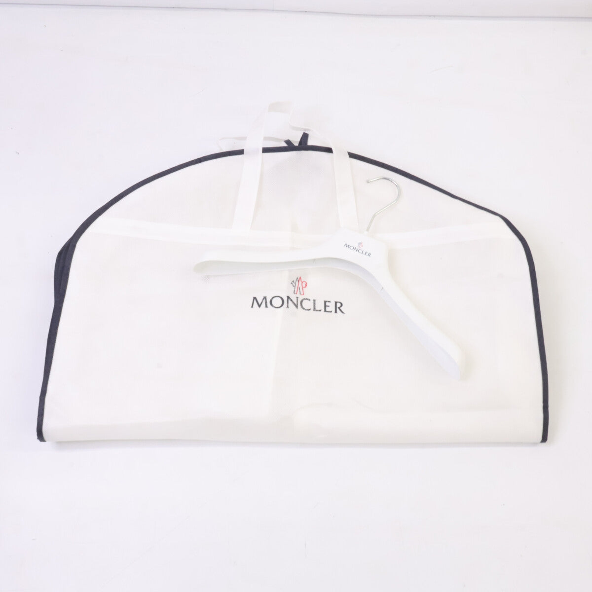 MONCLER MONTGENEVRE Wool Hooded Down Jacket Navy Size 2