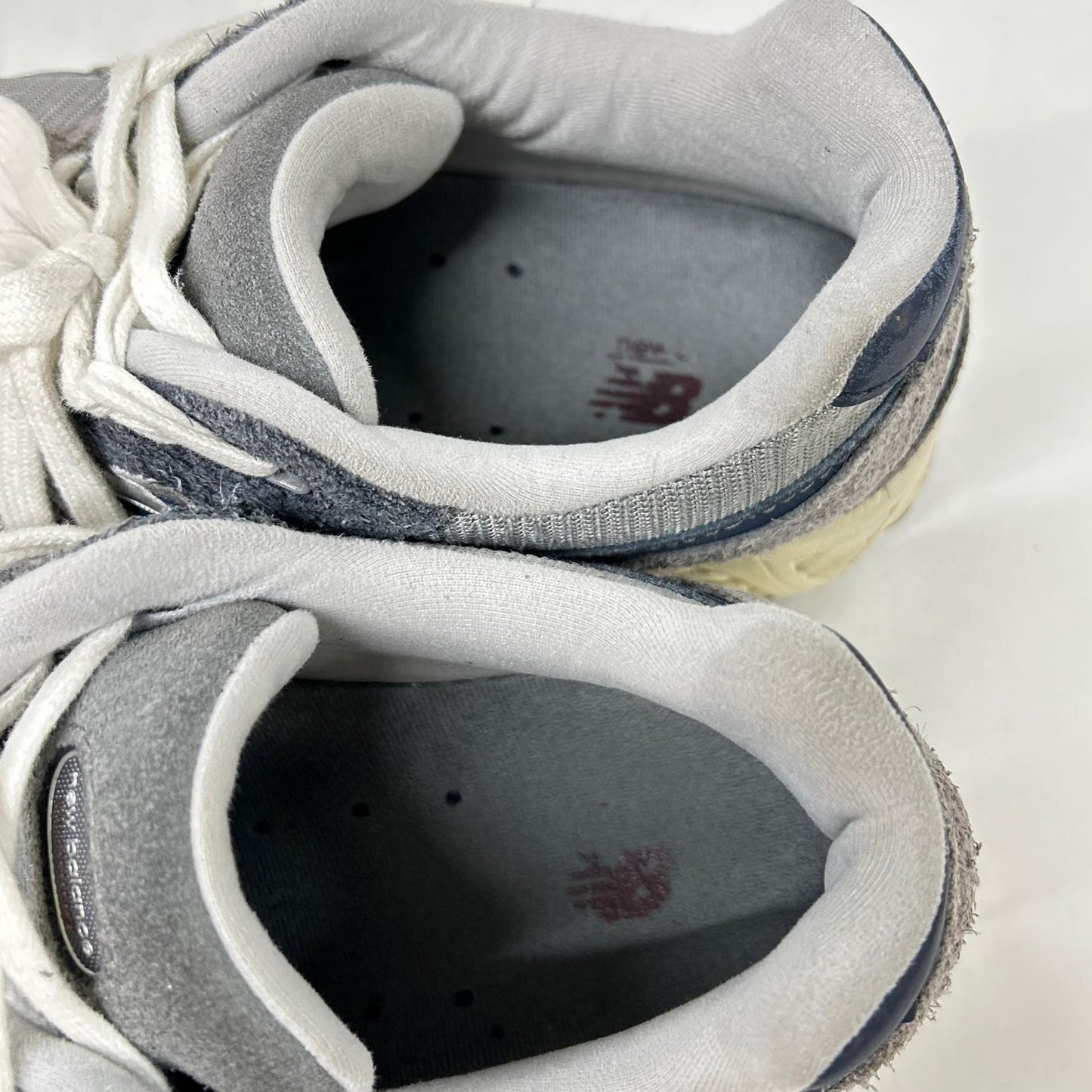 NEW BALANCE M2002REL Suede Mesh Sneakers Gray Size 8.5