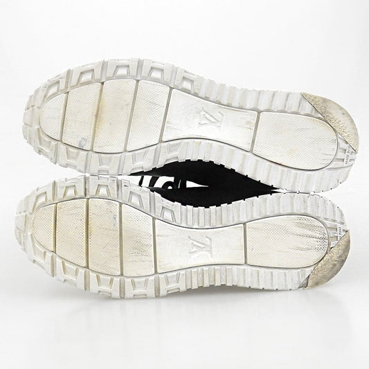 LOUIS VUITTON Runaway Monogram Eclipse Sneakers Black Size 9