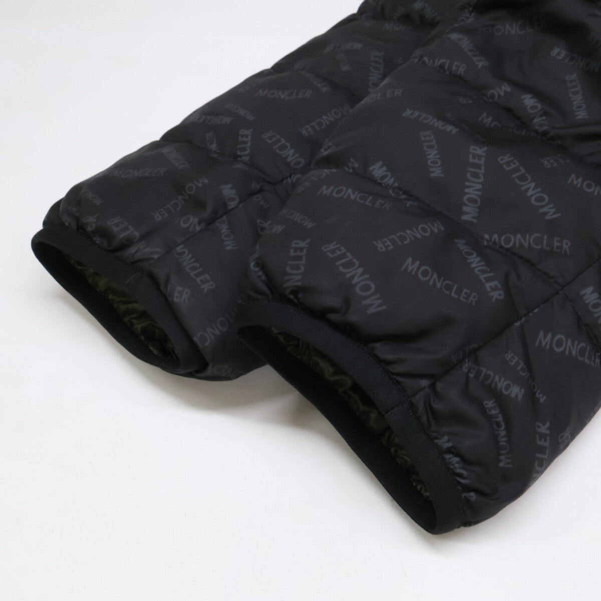 MONCLER Pouctal Reversible Logo Down Jacket Black Size 2