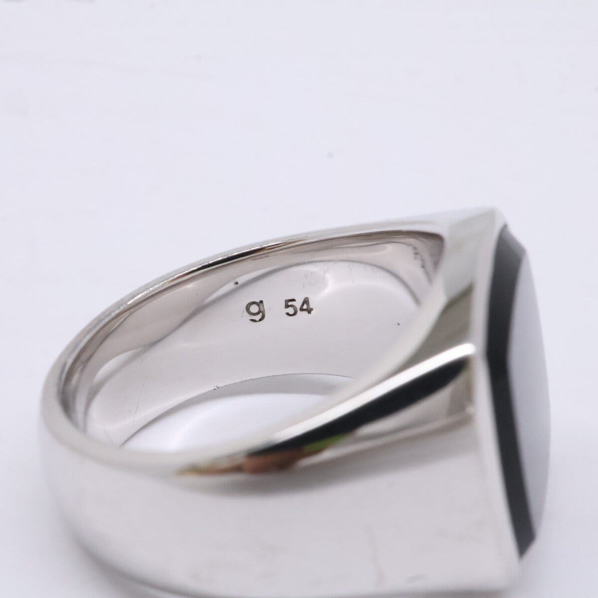 TOMWOOD 925 Sterling Silver Onyx Cushion Ring Size 54