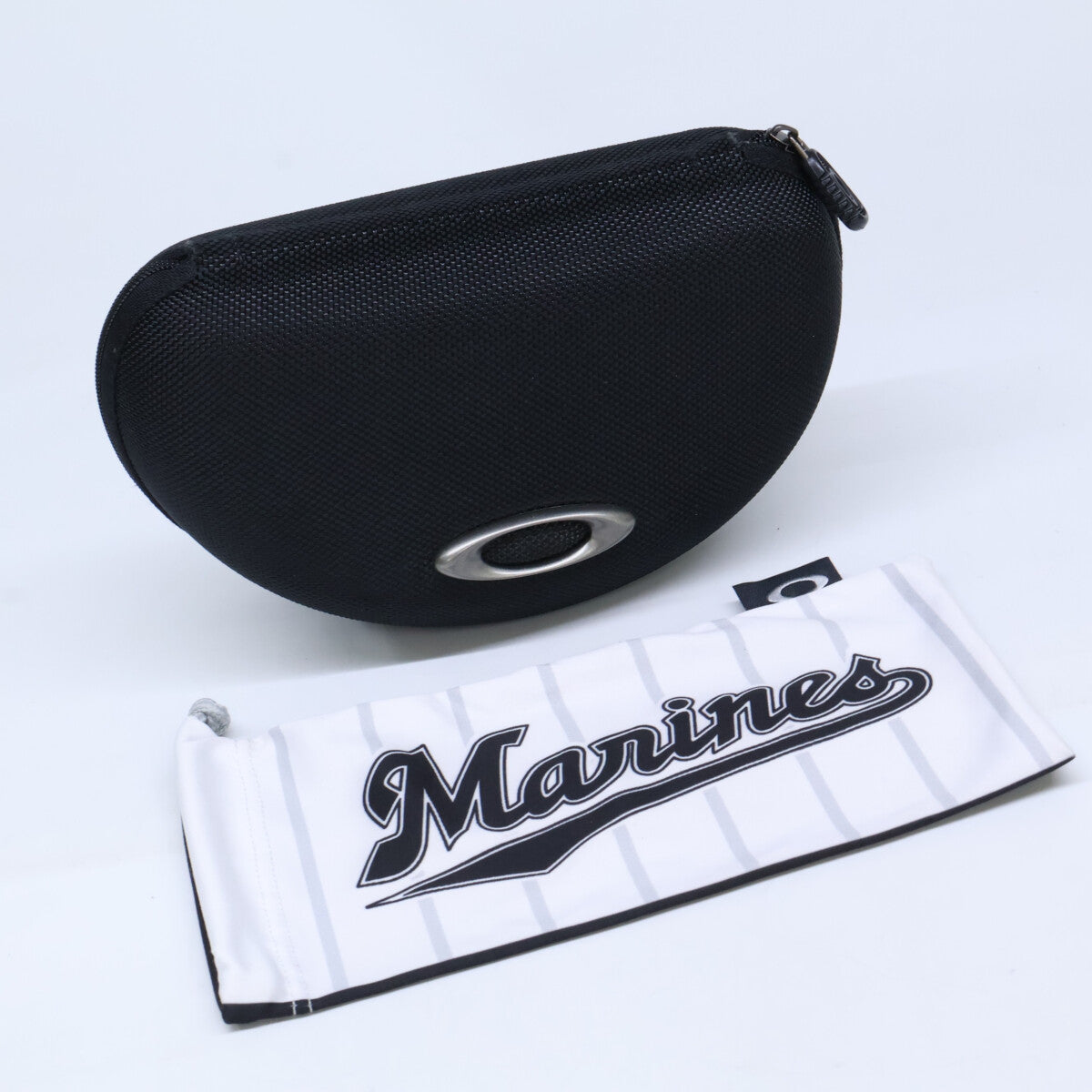 OAKLEY x Chiba Lotte Marines PATH Sunglasses Size 131