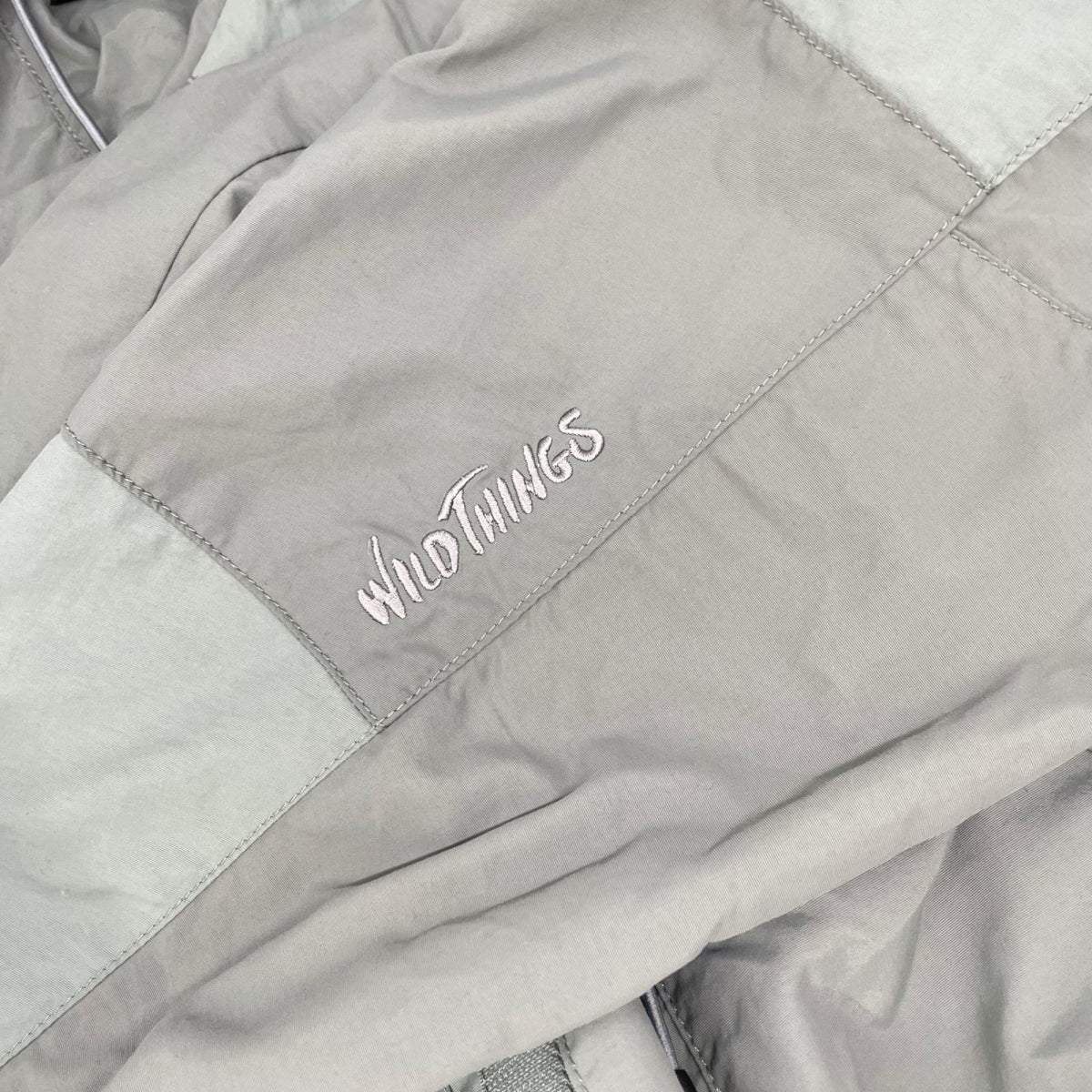 WILD THINGS Nylon Massif Jacket Khaki Green Size M