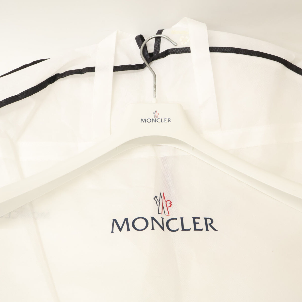 MONCLER MONTGENEVRE Wool Hooded Down Jacket Gray Size 0