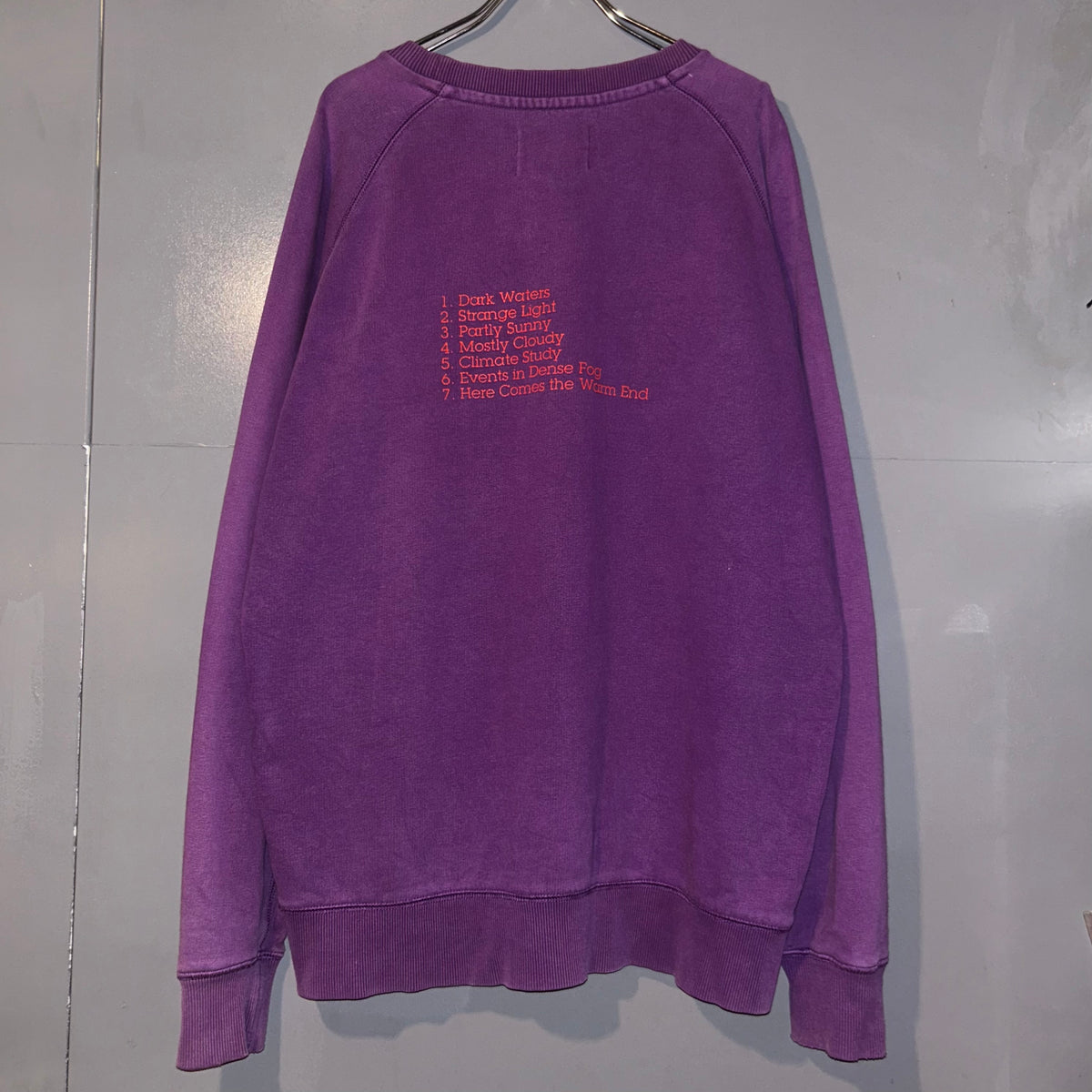 Perks And Mini Raglan Crewneck Sweatshirt Size L