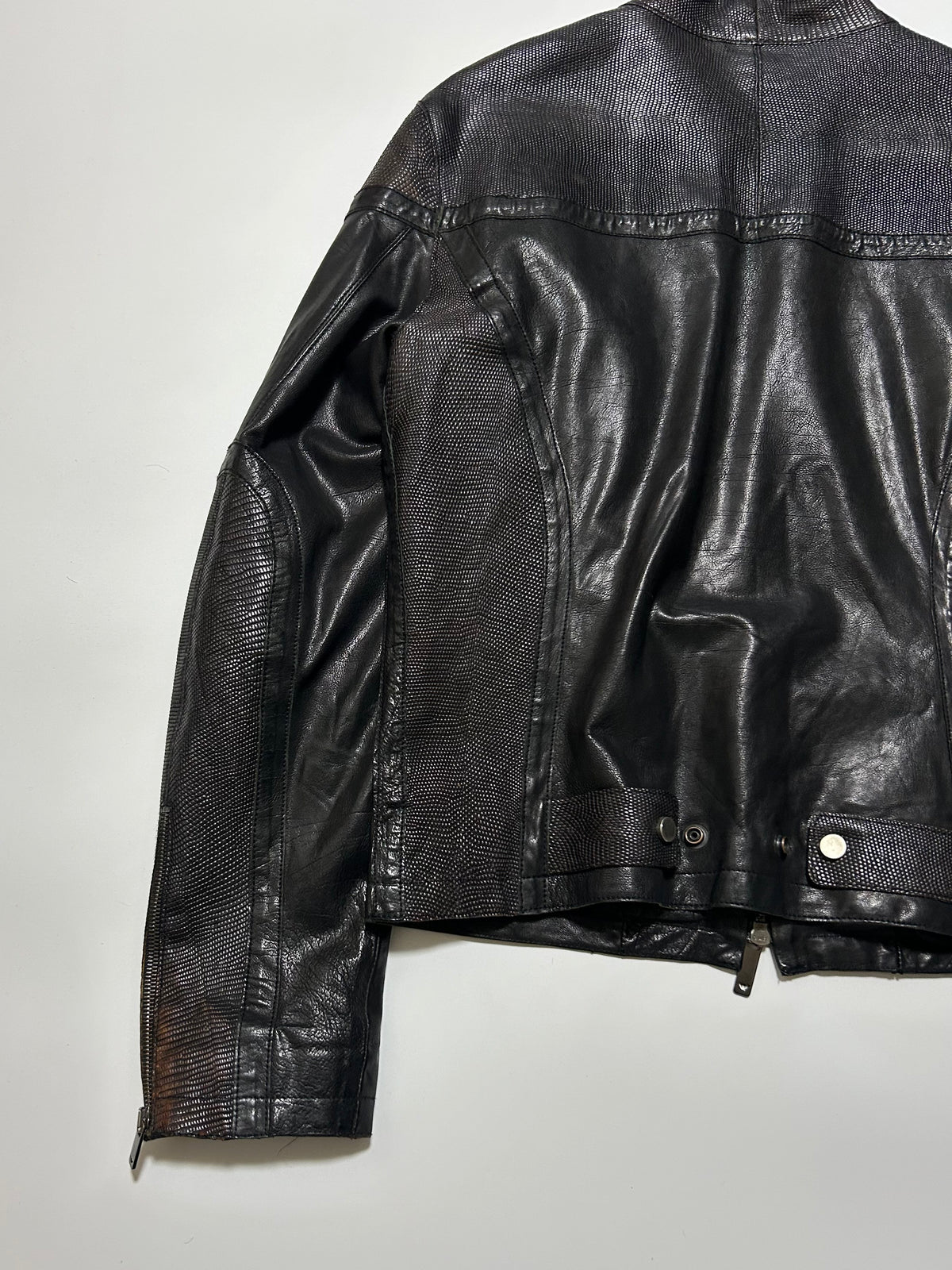 EMPORIO ARMANI AW05 Cracked Leather Jacket Black Size 48