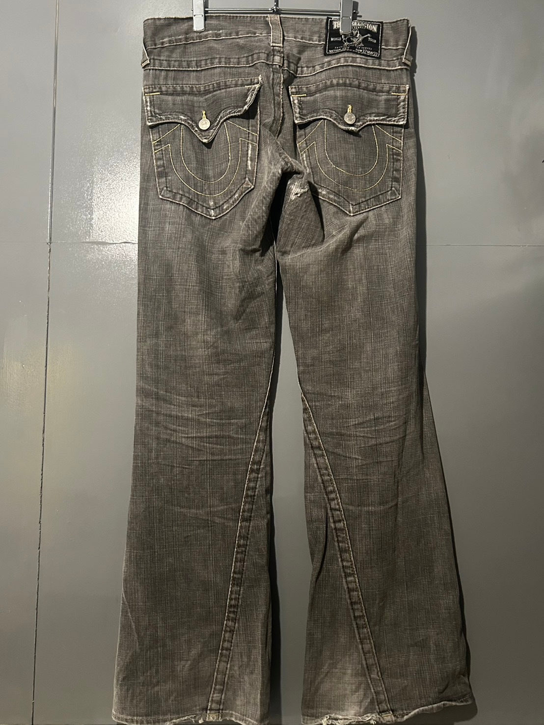 TRUE RELIGION Gray Distressed Jeans Size 32×33