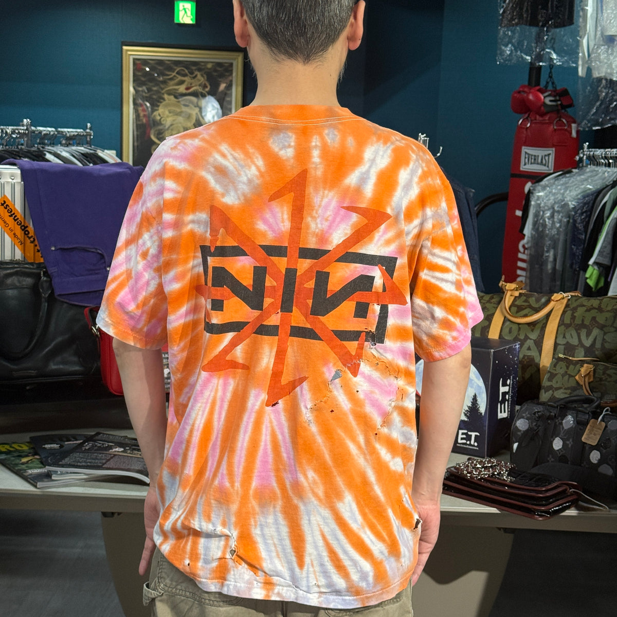 NINE INCH NAILS 90s Spiral Tie-Dye Creature T-Shirt Size XL