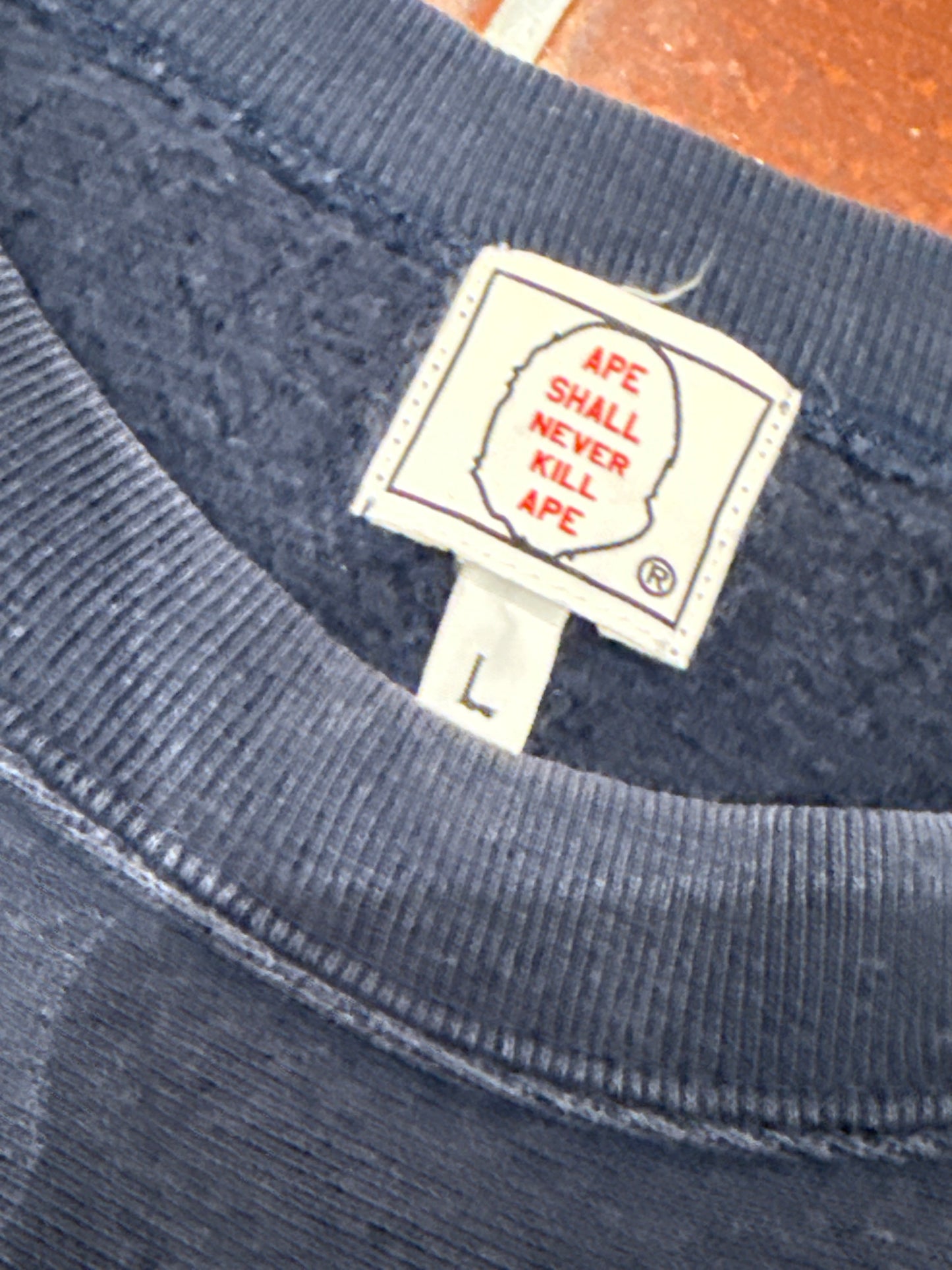 A BATHING APE sweat Vintage 90s-00s APE Shall Never Kill APE Blue Size L