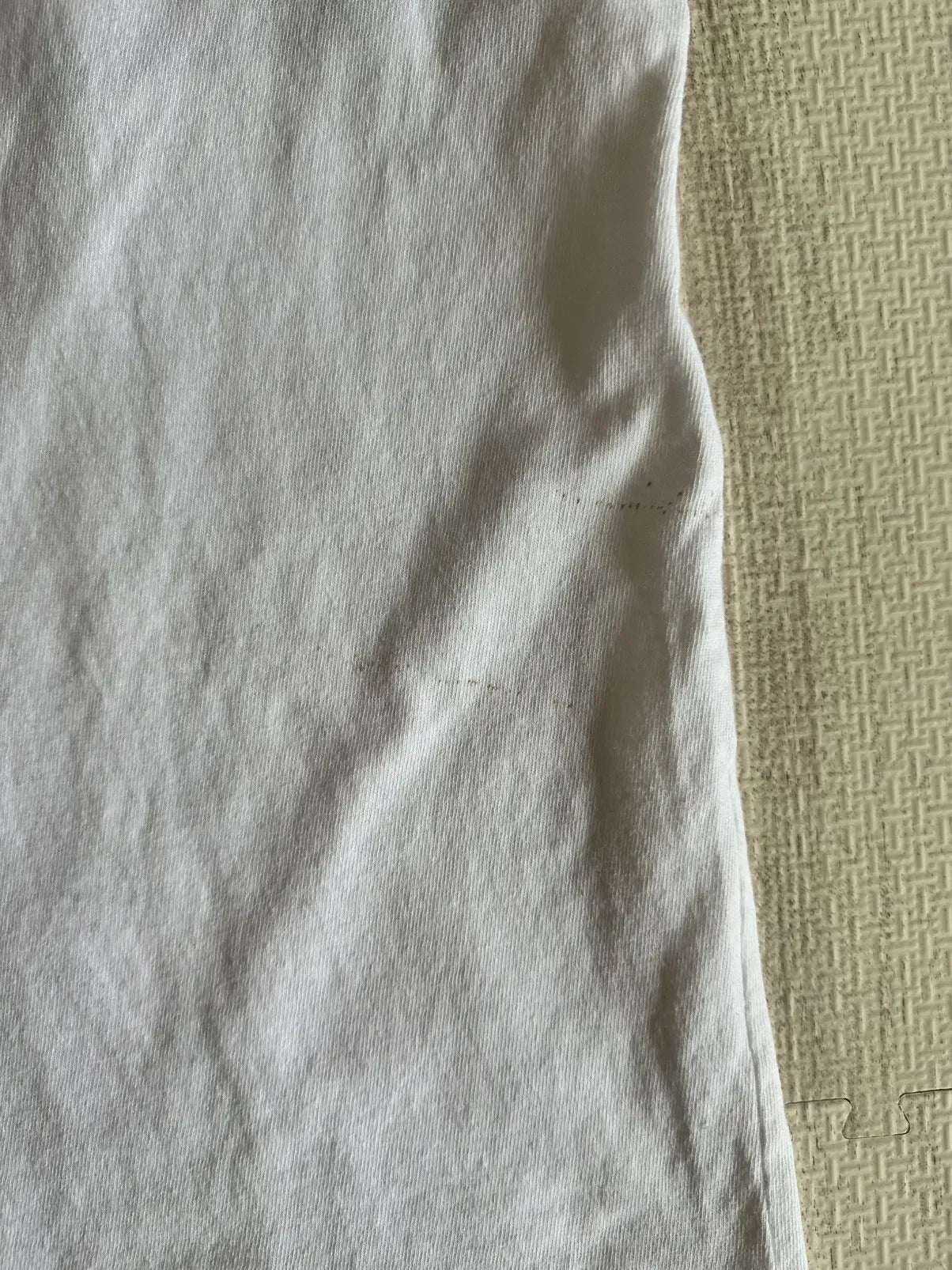 Vintage Undercover Tops - UNDERCOVER BLOODY GEEKERS Creamy Mami T-shirt White Size L - Authentic Archive