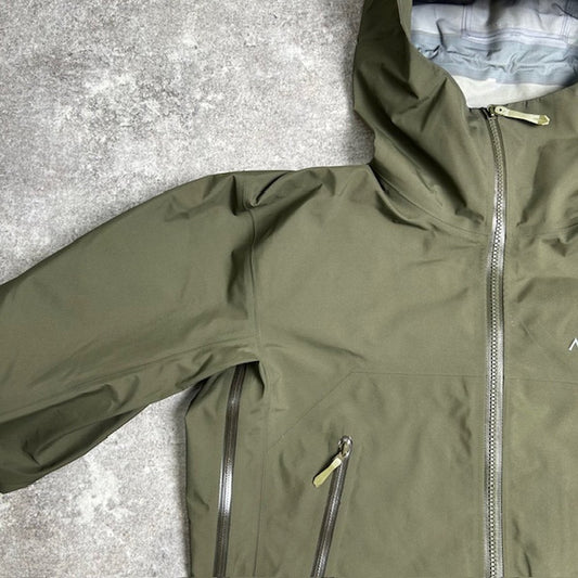 ARC'TERYX Beta Long GORE-TEX Jacket Green Size XS