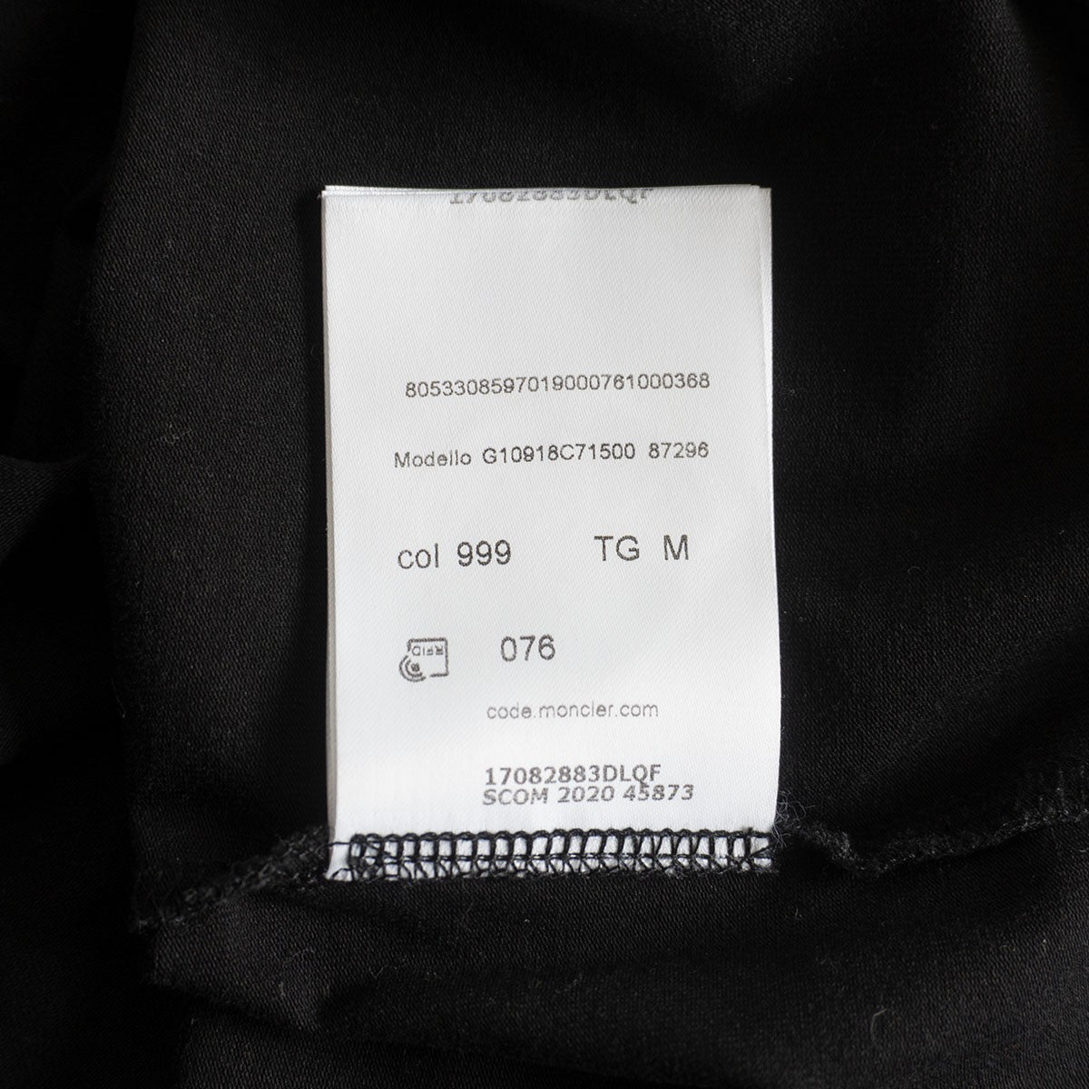 Moncler V-neck T-shirt Black Size M