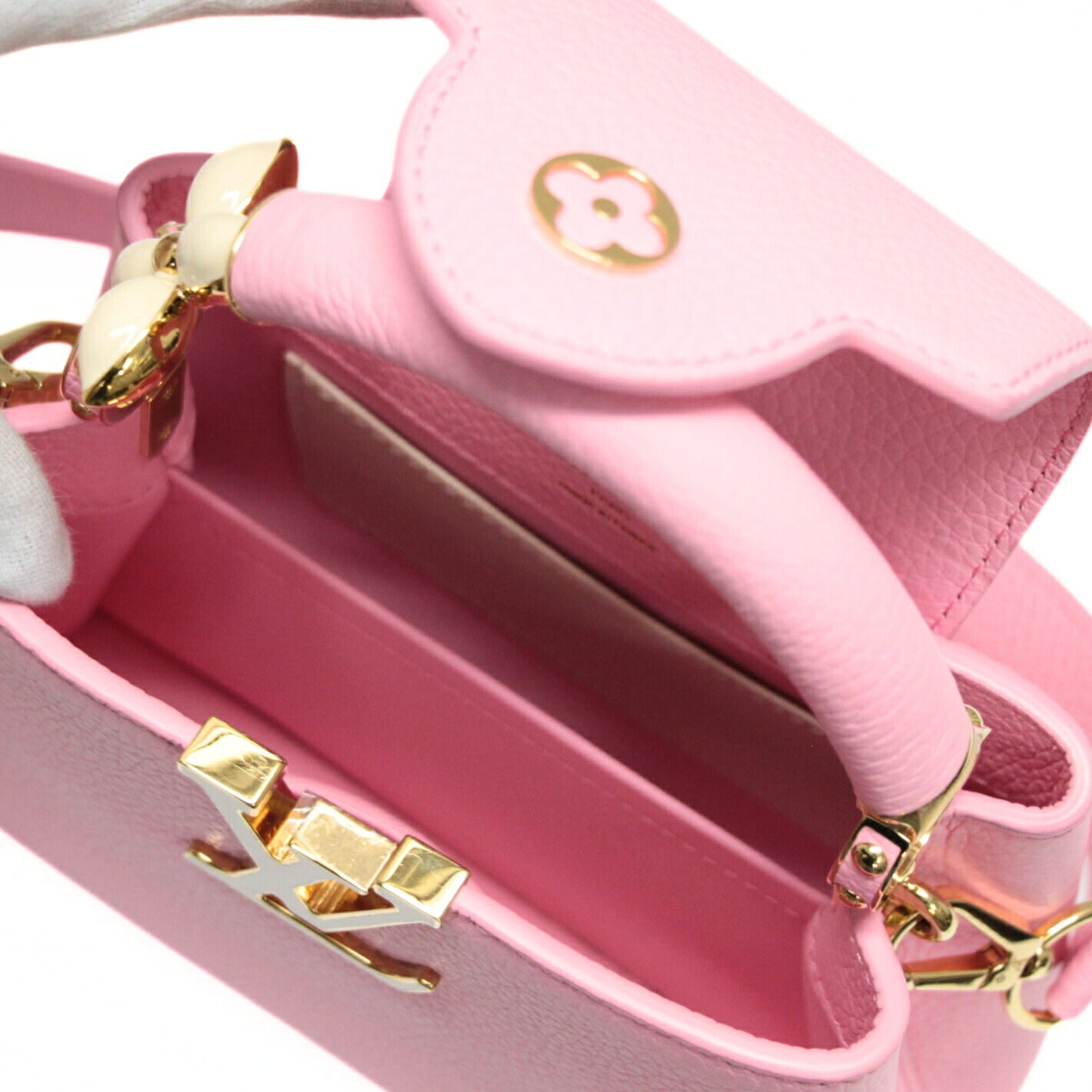 LOUIS VUITTON Capucines Mini Bag Pink Size ONE SIZE