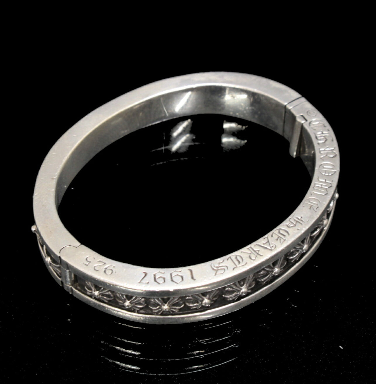 CHROME HEARTS Narrow V-Band CHX Silver Bangle Size ONE SIZE
